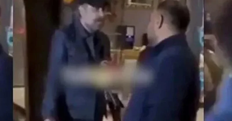 Jurnalisti söyən məşhur aktyora kəllə atdılar