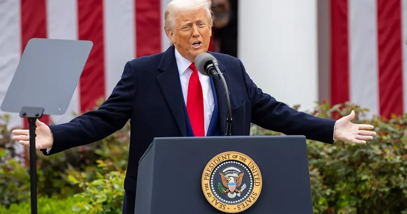 NYT: Белый дом потратил более миллиона на рекламу с Трампом