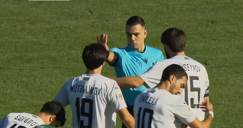 Millimizin qapısına verilən penalti haqlı idimi? VİDEO
