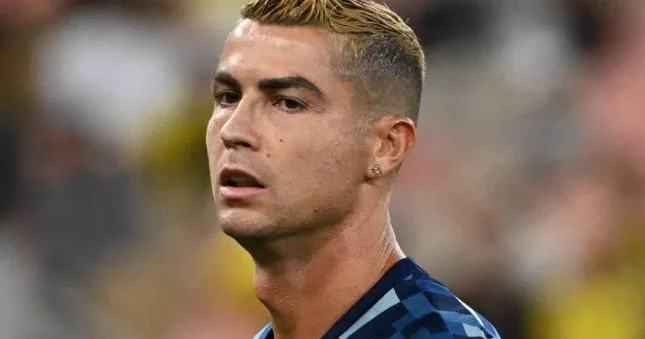 "Ronaldo ilə danışmalıyam"
