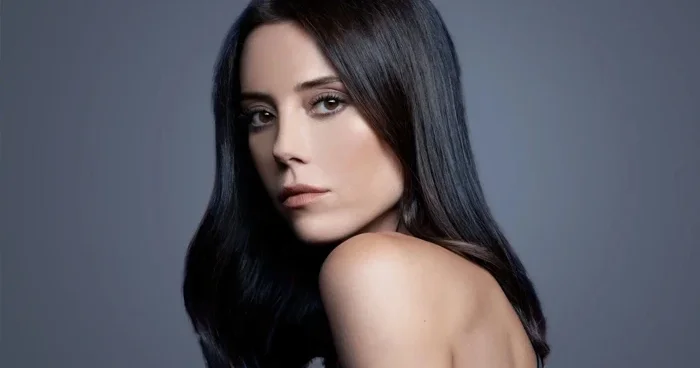 Cansu Dere bu serialla qayıdır