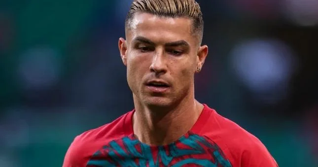 Ronaldo 18 il sonra ilk dəfə...