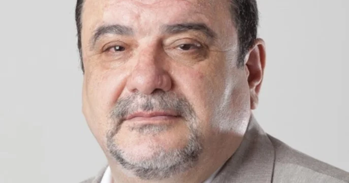 Cəsur pinqvin balası Qvini