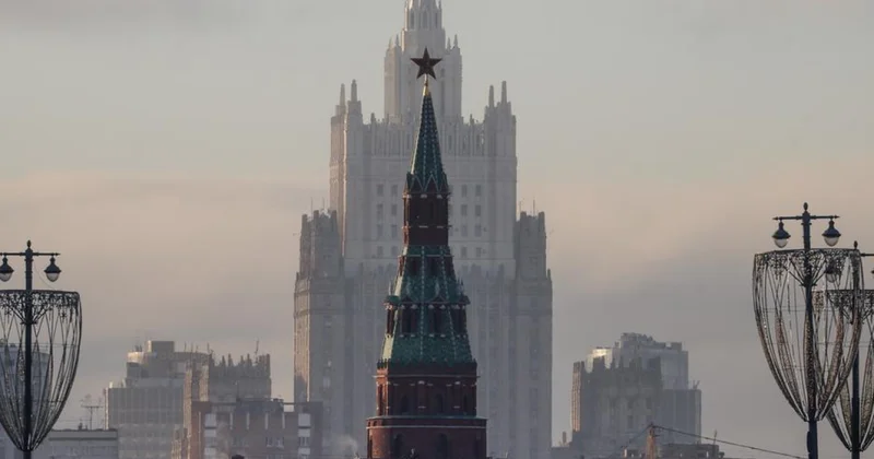 17 триллионов на войну подсчитало Reuters