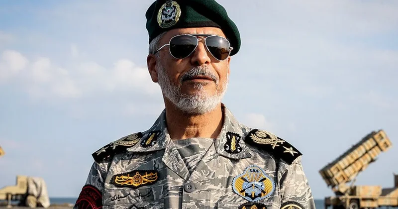Kontr admiral Səyyari: Amerika İranla nə edəcəyini bilmir