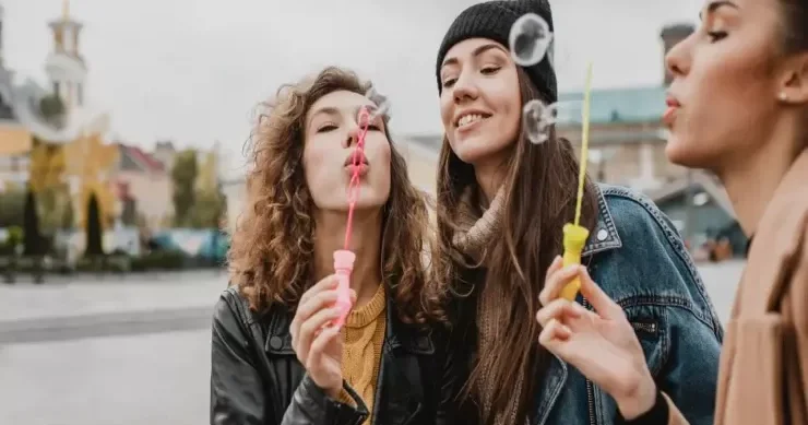 Bəzi BÜRCLƏR üçün sevgi, digərləri üçün... Həftənin ən xoşbəxt günü