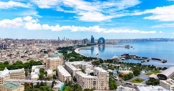 Neft gəlirləri azalır: Azərbaycan iqtisadiyyatı necə dayanıqlı artım əldə edə bilər? KONKRET