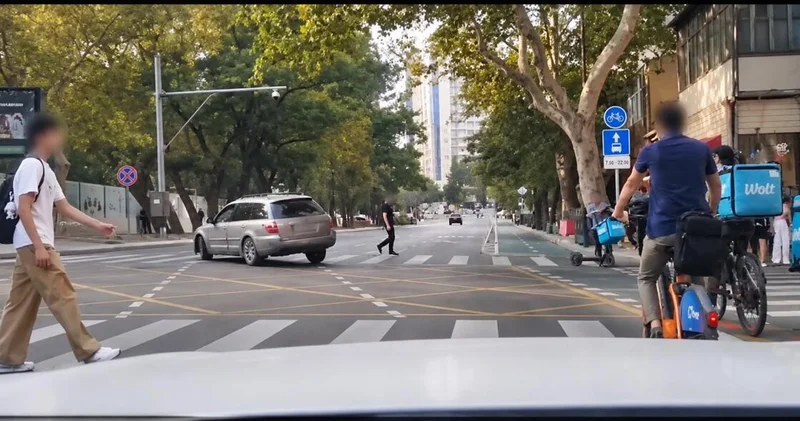 В Баку арестовали автохулигана