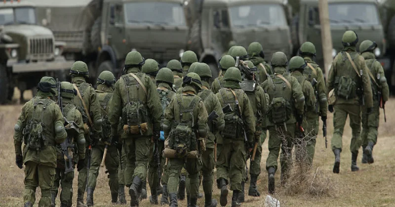 Putin Rusiya ordusunun yeni ştat sayını müəyyənləşdirdi