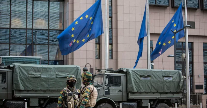 В Брюсселе обсудят военную помощь Украине