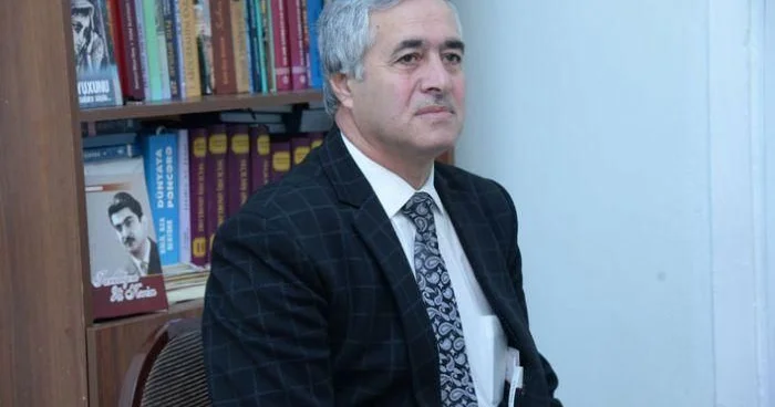 Ölünü dirildən Yazı (Aqil Abbasın Rəmiş povesti üzərinə) Sərvaz HÜSEYNOĞLU yazır