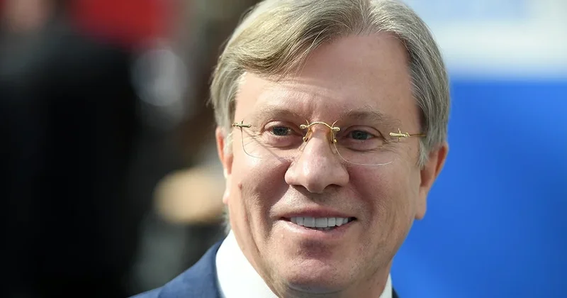 Putin Vitali Savelyevi baş nazir müavini vəzifəsindən azad etdi