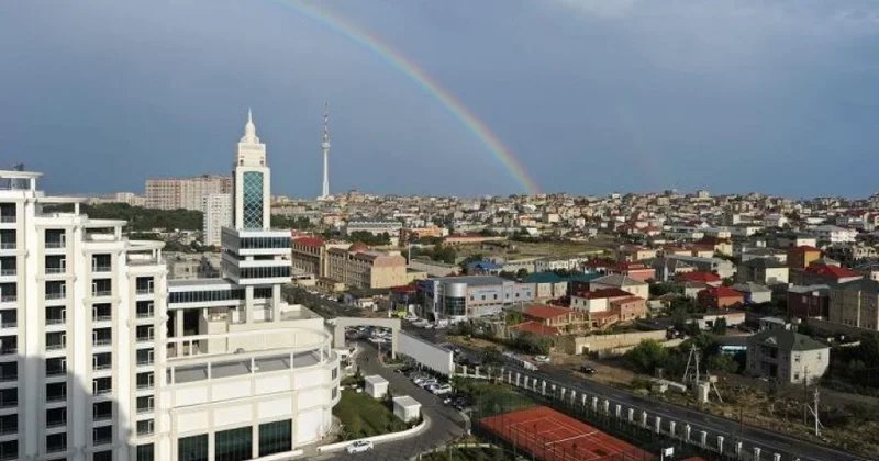 Badamdarda söküntü qalmaqalı: Sakinlər şikayətçidir VİDEO