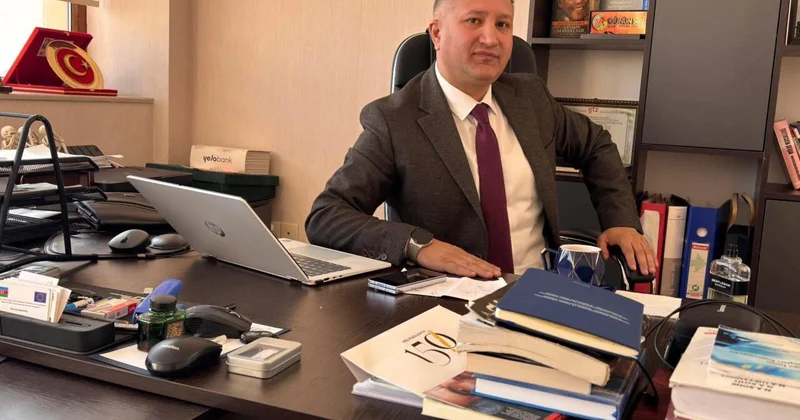 Kimsə düşünürsə ki, Azərbaycan Türkiyəyə sədaqətini İsraillə münasibətlərini gərginləşdirməklə sübut etməlidir, o, yanılır