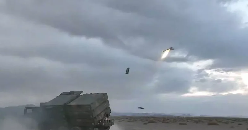 Китай показал залповый пуск барражирующих боеприпасов ФОТО/ВИДЕО