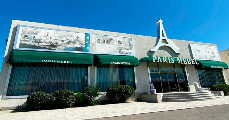 Paris Mebel mebel salonunda oğurluq İşçi müdirin otağından 4000 aparıb