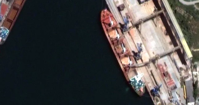 Yeni Zelandiyalı sığorta şirkəti İran və Rusiya neftinin sanksiyalardan yayınmasına yardım edib Reuters