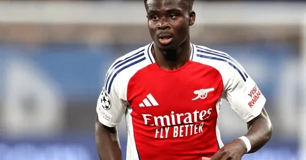 Bukayo Saka Arsenal tarixinin ən ödənişli futbolçusu olacaq