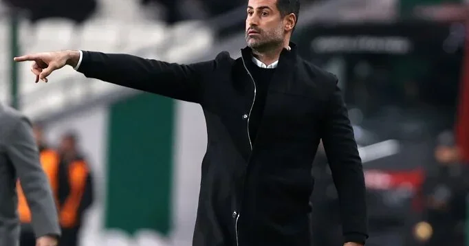 Volkan Dəmirəl debütantın başına keçir