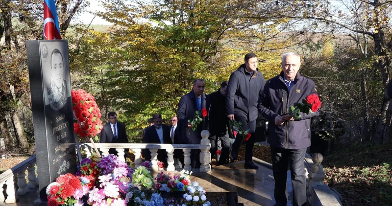 Qusarda şəhidlərin məzarları ziyarət edildi FOTO