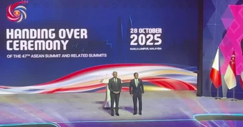 ASEAN a sədrlik Malayziyadan Filippinə keçdi