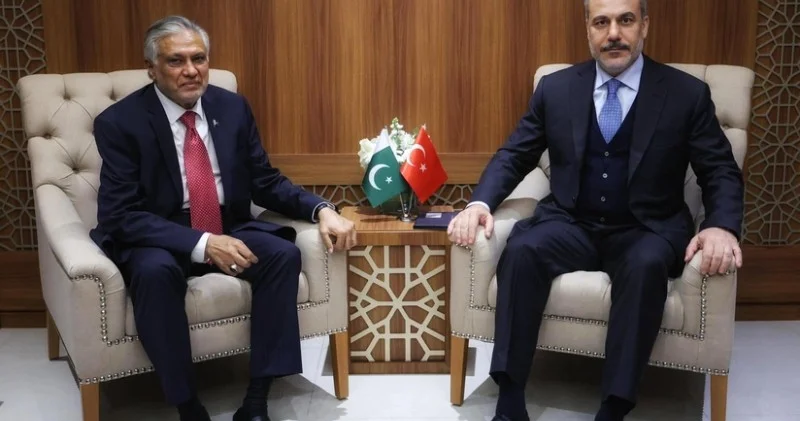 Türkiyə və Pakistan XİN başçıları Qəzzanı müzakirə etdilər