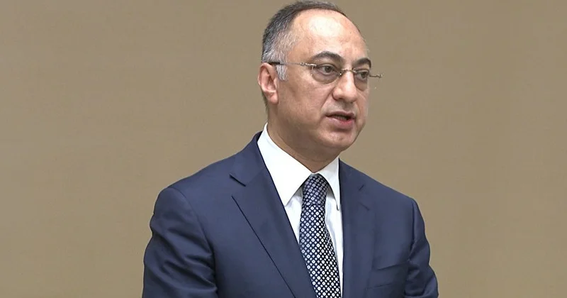 AQTİ də qalmaqal: Qorxmaz Təhməzov onu işdən çıxardı