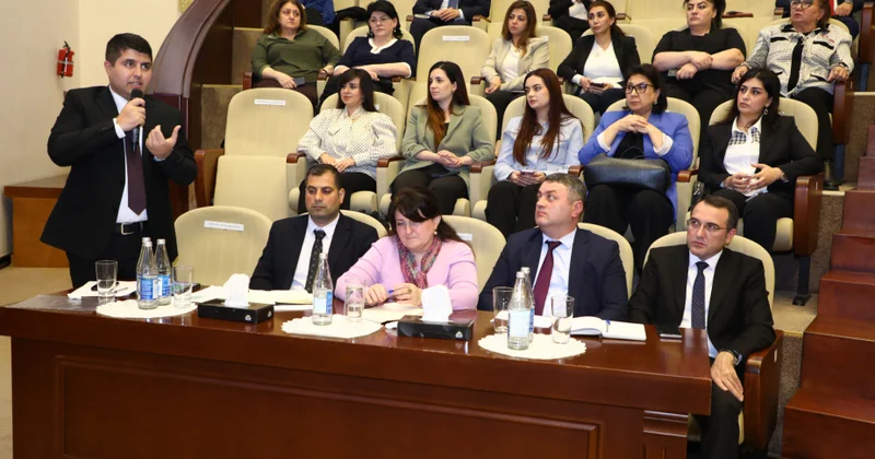 “Ali təhsil müəssisələrinə tələbə qəbulu: təhlil və proqnozlaşdırma” mövzusunda müzakirələr keçirilib