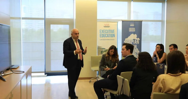Diplomatlar Böyük Qayıdış prosesi haqqında məlumatlandırıldı (FOTO/VİDEO)