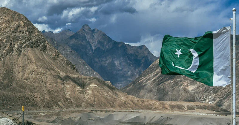 Pakistan hava məkanını bağlayır Səbəb
