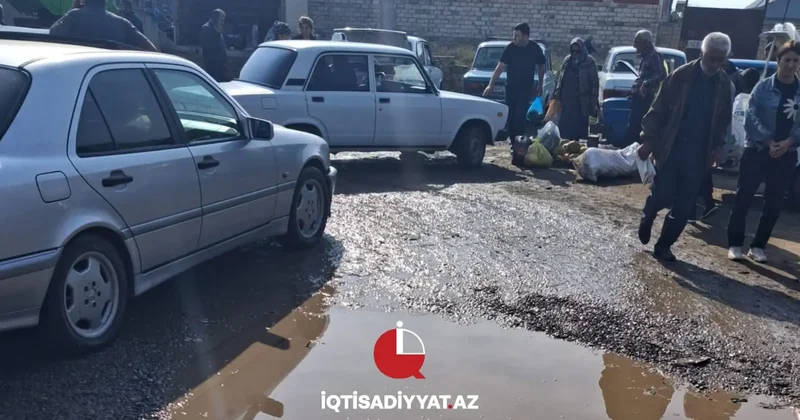Biləsuvarın “palçıqlı bazarı” şərait yox, icarələr baha FOTOREPORTAJ