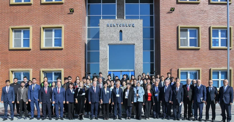 BMU da Çindən olan 30 dan artıq doktorantın iştirakı ilə elmi seminar keçirilir FOTOLAR