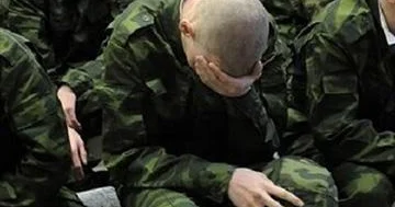 Öz əsgərlərini “sıfırlayan” rus zabitləri 10 mindən artıq cinayət işi açılıb