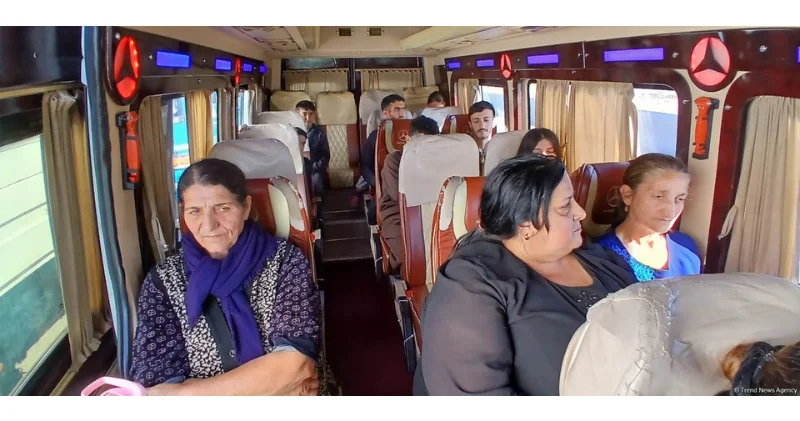Xocalı rayonunun Təzəbinə kəndinə köçürülən ailələr mənzil başına çatıblar FOTO