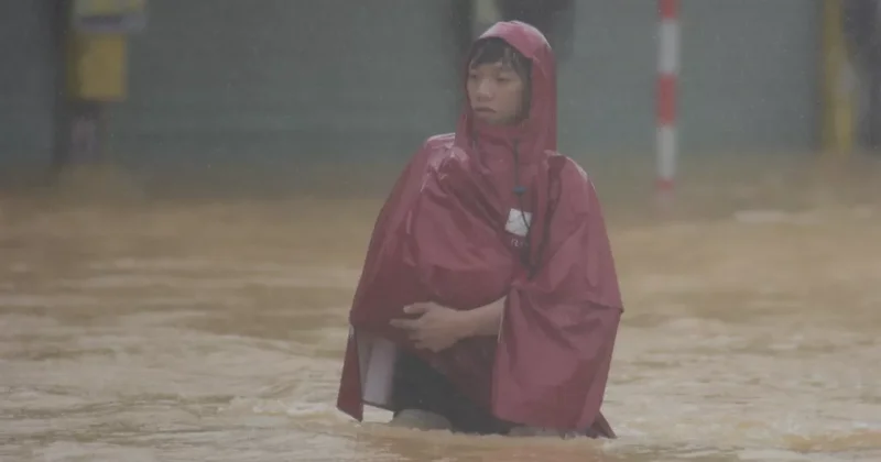 Во Вьетнаме затопило туристические города