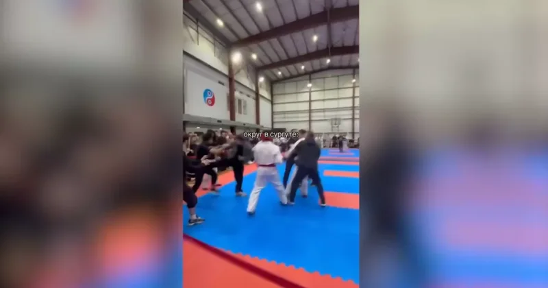 Массовая драка на чемпионате по рукопашному бою в России: ВИДЕО