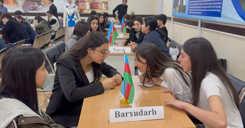 Qazaxda Zəfər Gününə həsr olunan intellektual yarışda 25 komanda mübarizə aparıb