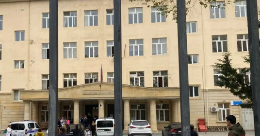 Yasamalda məktəbdə 7 ci sinif şagirdi intihar edib