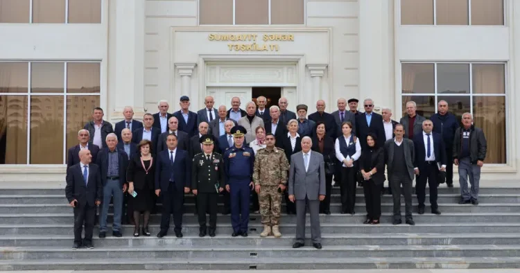 Cəlil Xəlilov Sumqayıtda veteranlarla görüşdü FOTO
