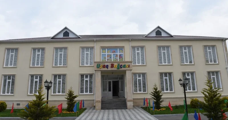 Qazi uşaq bağçasının qapı və pəncərələrini sındırdı Səbəb