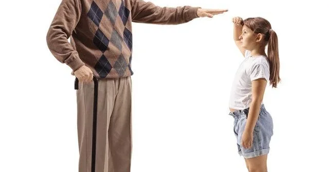 Yarım santım qocalmışam!