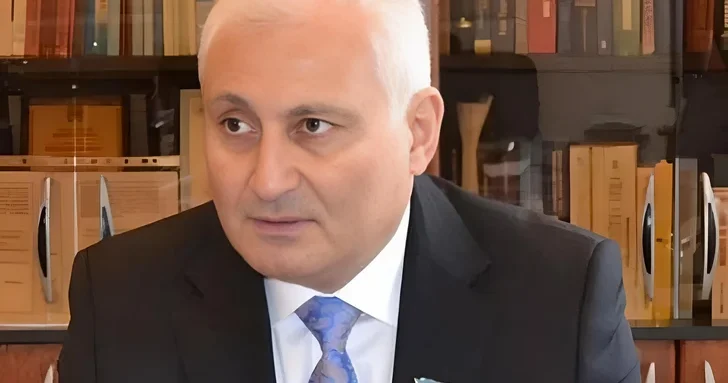 Хикмет Мамедов: Закон должен устанавливать границы, не ограничивая свободу СМИ