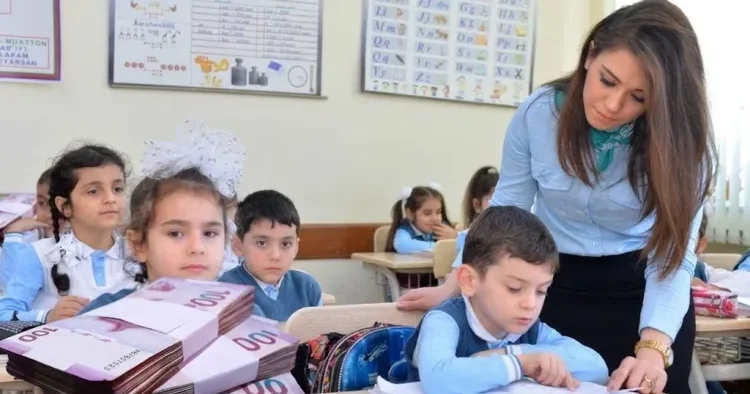 Müəllimlərin maaşı şagird sayına görə dəyişsin TƏKLİF
