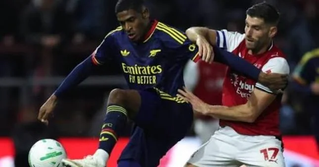 "Arsenal"ın sensasiyalı məğlubiyyəti Video