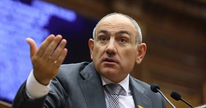 Azərbaycanı tənqid edənlər başlarını divara vursunlar! Paşinyan əsəbləşdi