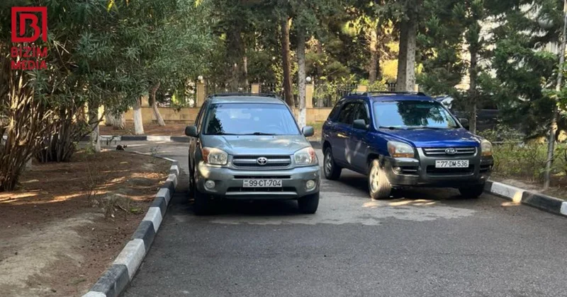 Sumqayıtda sürücülərin ÖZBAŞINALIĞI: Doğum şöbəsinin yolu bağlandı FOTO