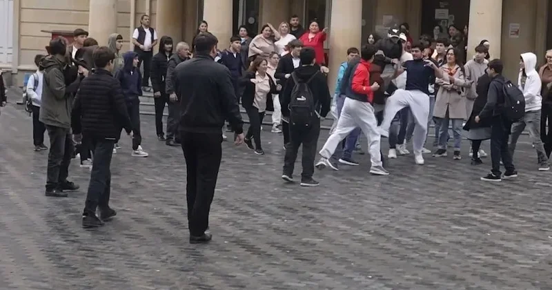 В Баку напали на журналистов Real TV Minval Politika