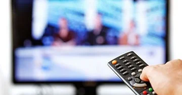 Dövlət televiziyası 17 illik yalan üçün izləyicilərdən üzr istədi...