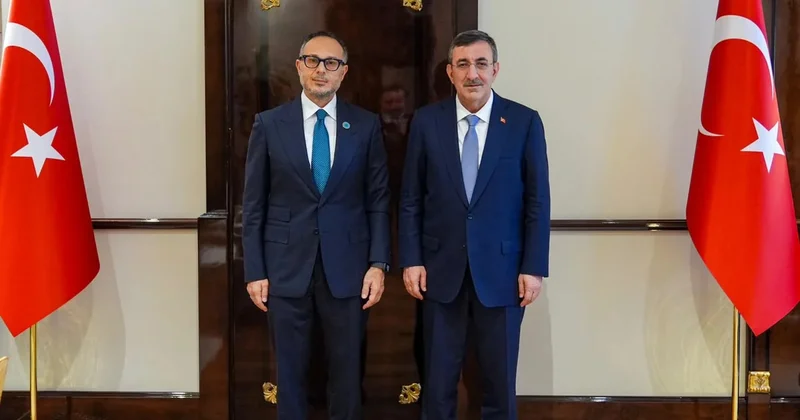 Ramil Həsən Cevdet Yılmazla Azərbaycan Türkiyə münasibətlərini müzakirə etdi