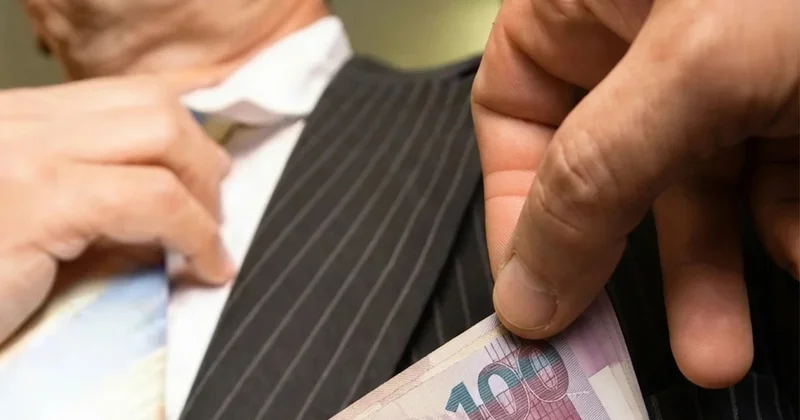 Korrupsiya dövlətin təhlükəsizliyini təhdid edir TƏHLİL